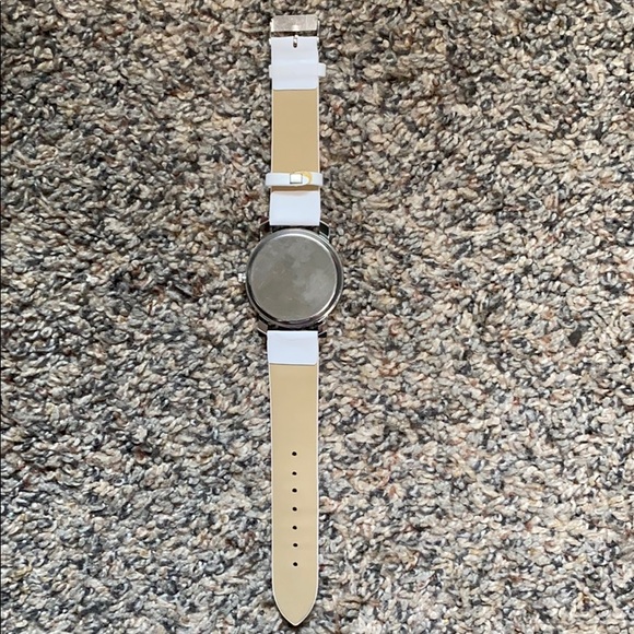 watch - Picture 3 of 4